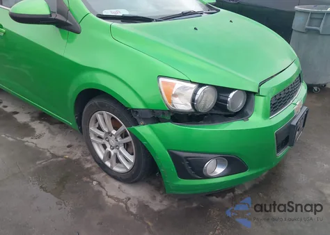 2014 Chevrolet Sonic Lt Auto z USA, uszkodzony, nr VIN 1G1JC6SH2E4214207